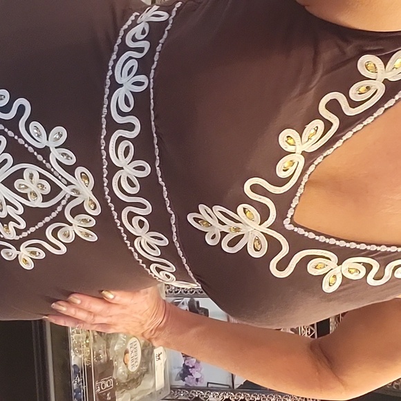 NWOT Stunning Bodycon Maxi-Dress, Chocolate w/Cream Embroidery, Crystals, M - Picture 10 of 16
